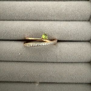 Gold and Green Stone Women's Ring